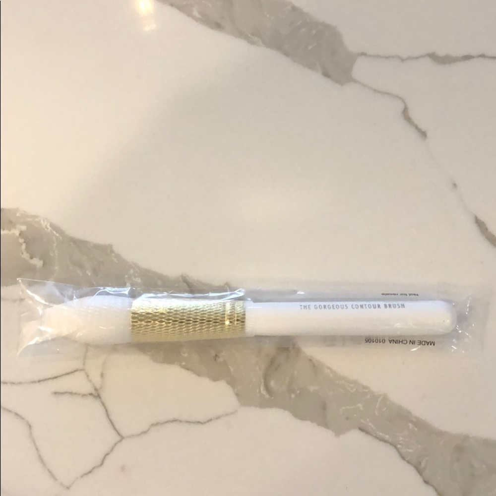 🌸5/$25🌸 Gigi Gorgeous contour brush